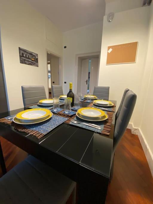 Ferienwohnung Casa Delle 5 Giornate Di Milano Exterior foto